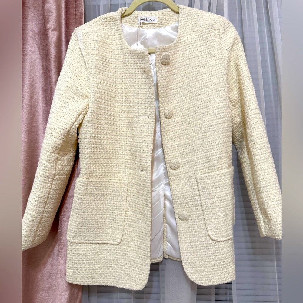 Cream Textures Jacket Coat Size Small NWT